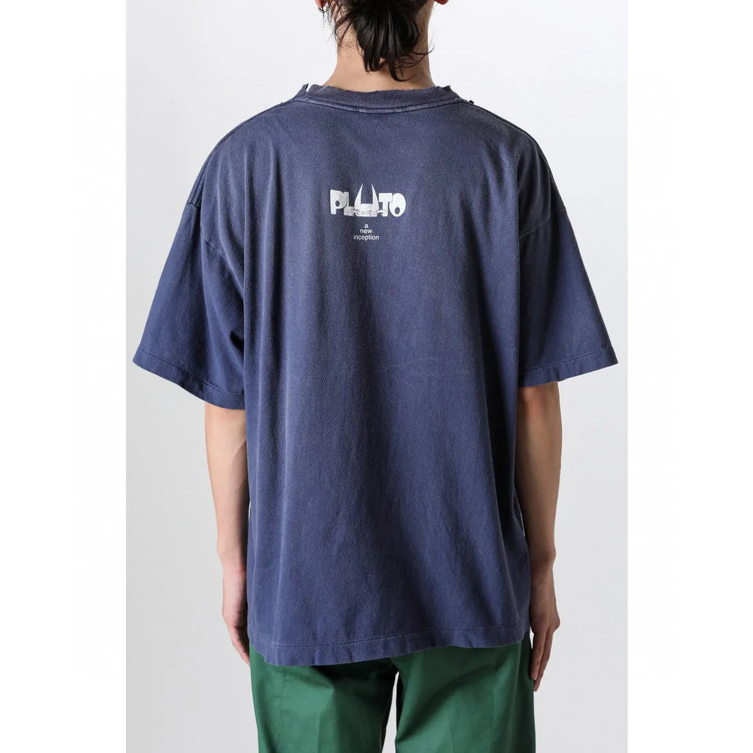 PLUTO x SAINT Mxxxxxx PLUTO SS TEE/Pluto co-branded retro tee Pluto distressed hole short sleeves Washed blue S-XL The washing and destruction process have reached the highest peak in the brand's history The real thing is quite acceptable This tee is derived from Osamu Tezuka's landmark masterpiece Customized original consistent main mark/wash mark Original consistent cylindrical OE yarn fabric